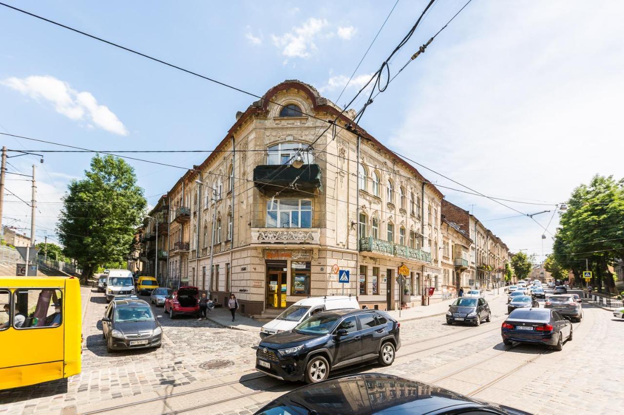 Сучасна Квартира По Вул Дарії Гусяк 9 Біля Краківського Leópolis Exterior foto